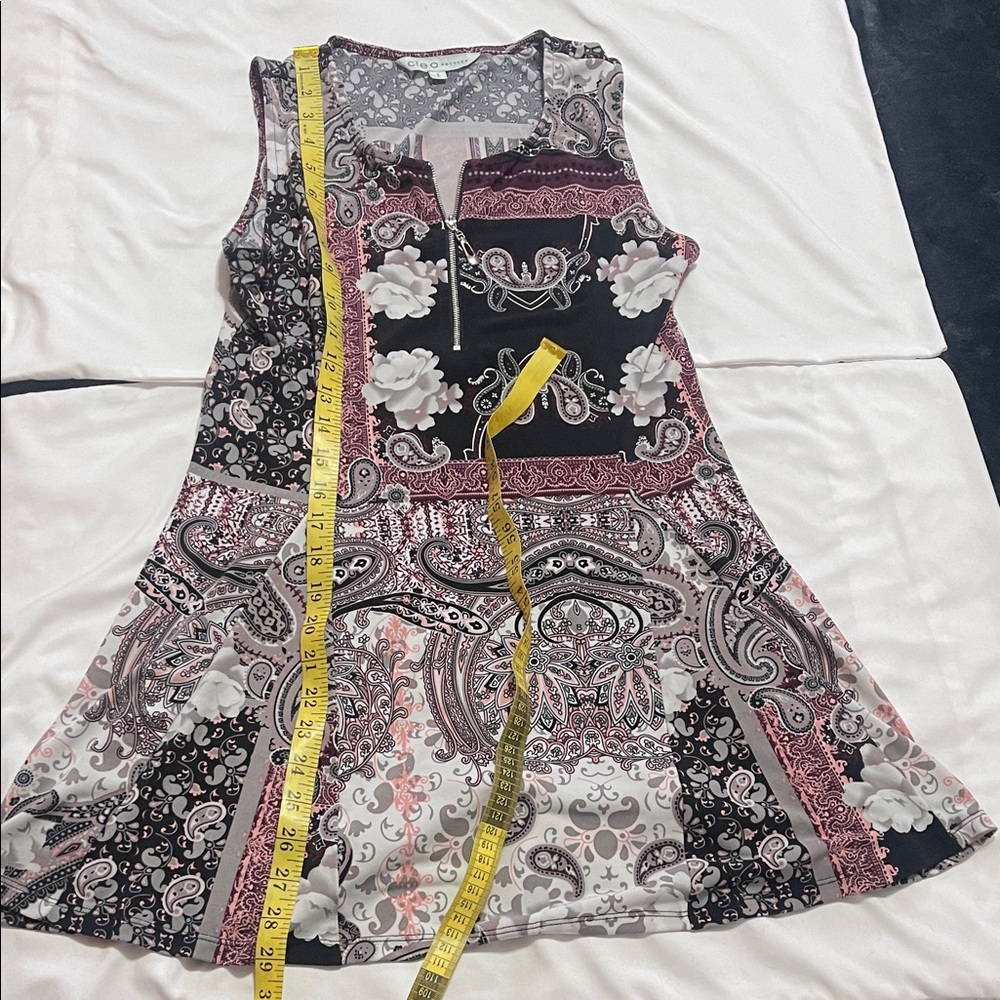 Cleo Paisley Floral Sleeveless Tunic Top Zip Front V Neck Size S Petite - Picture 6 of 9
